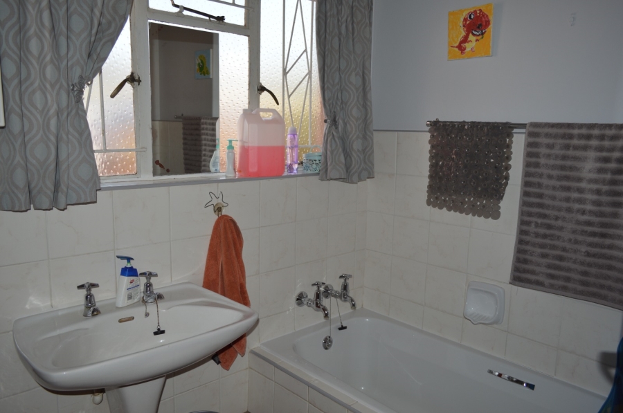 4 Bedroom Property for Sale in Flamwood North West